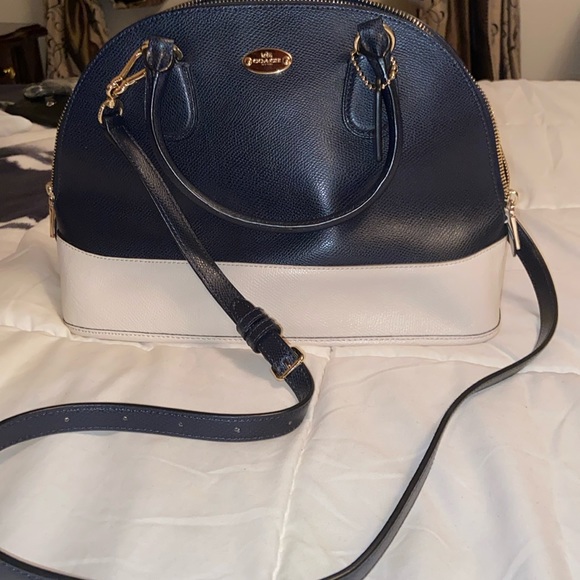 Handbags - Coach purse